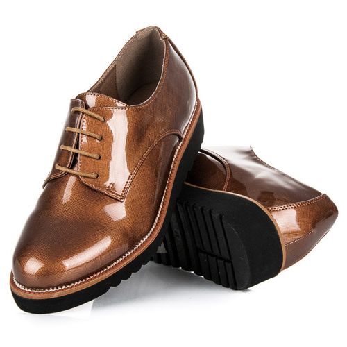 Lakierowane Półbuty r.41 na Arena.pl