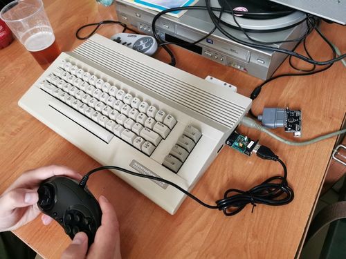 Adapter padów SEGA na Arena.pl