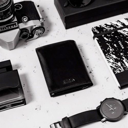 Mały, skórzany portfel męski z systemem rfid na Arena.pl