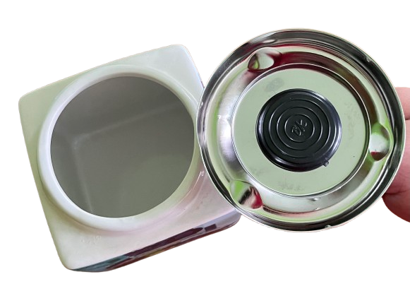 Popielniczka Zamykana Kwadratowa Ceramiczna Z Nadrukiem Banknotu 20 zdjęcie 3