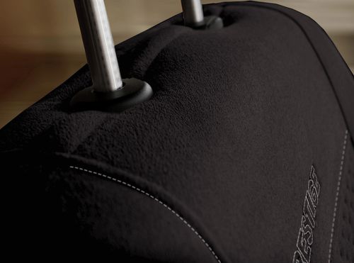 Solidne uniwersalne pokrowce PRESTIGE PC na Arena.pl