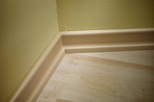 WOLFCRAFT Regulowana skrzynka uciosowa do listew przypodłogowych na Arena.pl