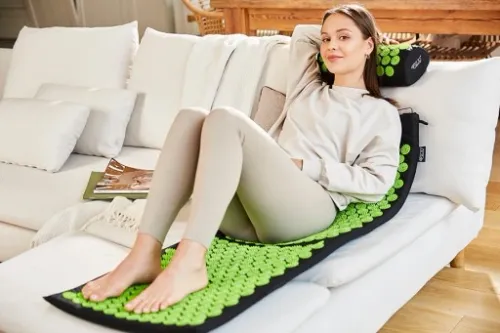 MATA ZDROWOTNA DO AKUPRESURY Z KOLCAMI + PODUSZKA na Arena.pl