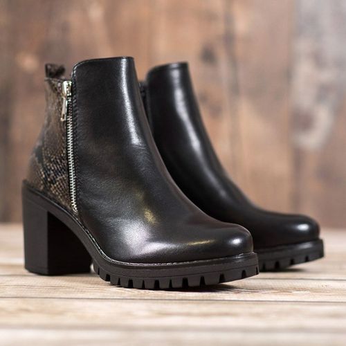Botki Na Platformie Snake Print r.36 na Arena.pl