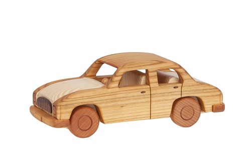 Duży model auta "Syrena" na Arena.pl