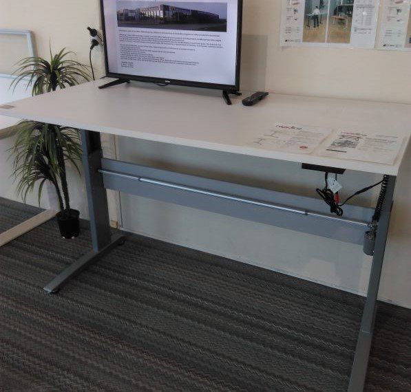 Solidne biurko stojące, biurko z regulacją wysokości zdjęcie 6