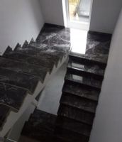 Polerowane płytki na schody - żyłki jak marmur kamień 120x30 wysoki połysk