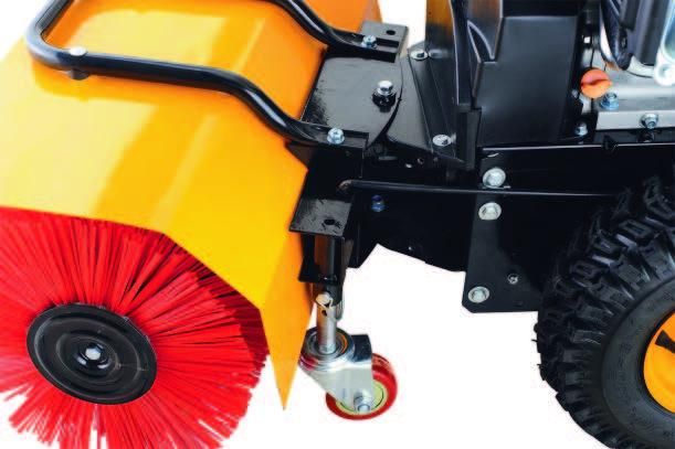 ZAMIATARKA SPALINOWA KCB25M Z OPCJA WIRNIKA DO ŚNIEGU zdjęcie 3