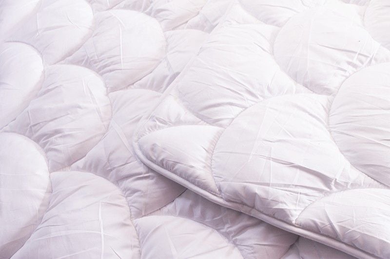 Kołdra ECONOMY LINE całoroczna 160x200 cm. + 2x poduszka 50x60 cm. zdjęcie 2