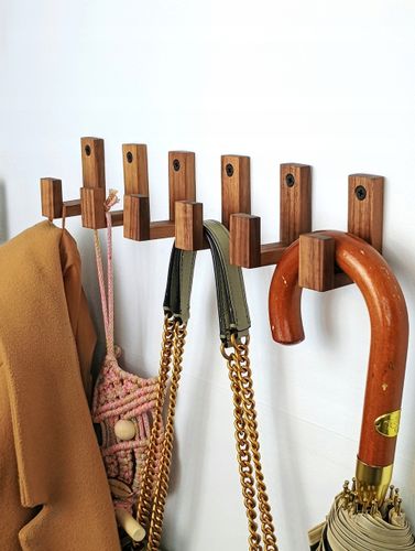 Wieszak Scienny do Przedpokoju Drewniany Łazienkowy Haczyk Brązowe Orzech na Arena.pl