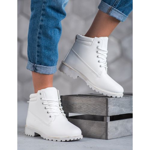 Białe Traperki r.41 na Arena.pl