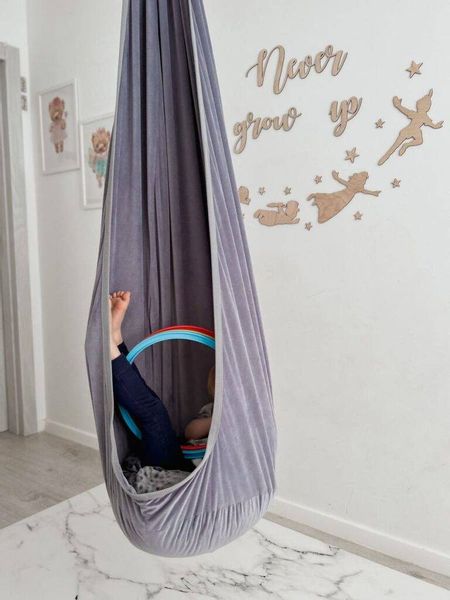 huśtawka kokon pudrowy zdjęcie 2