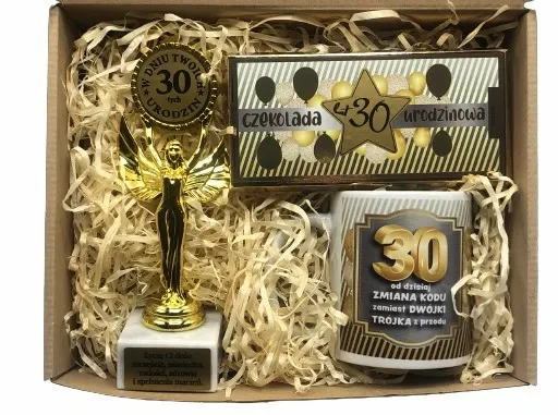Prezent Na Urodziny 18-99 Zestaw Kosz Prezentowy Statuetka Kubek Czekolada zdjęcie 5