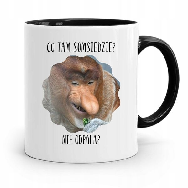 Kubek Czarny Nosacz Janusz Co Tam Somsiedzie Z Nadrukiem Ze Zdjęciem zdjęcie 1