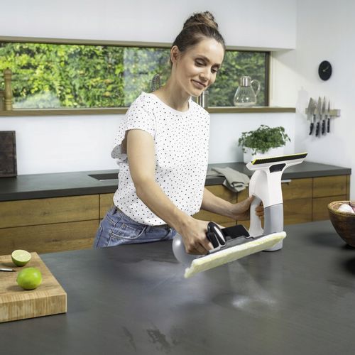 MYJKA DO OKIEN KARCHER WV6 PLUS z długą lancą teleskopową i Płynem aż 750ml na Arena.pl