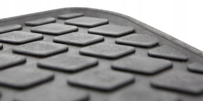 Dywaniki dedykowane do Opel Combo D TUNEL zdjęcie 8