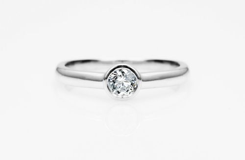 Emaga Złoty pierścionek PBD3893 - Diament na Arena.pl