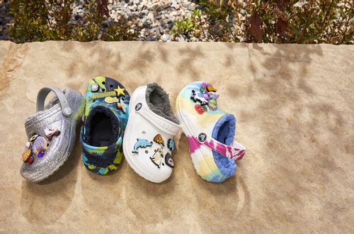 Cieplutkie Dziecięce Klapki Z Futerkiem Crocs 27,5 na Arena.pl