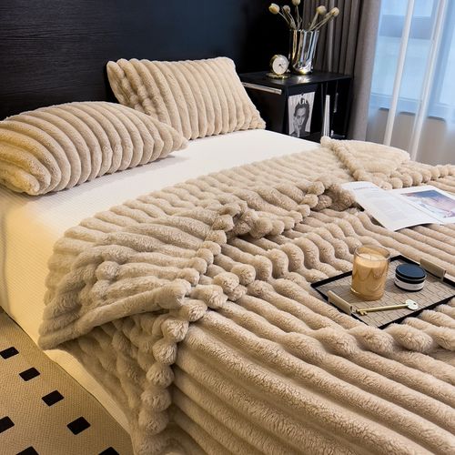 MIĘKKI KOC NARZUTA NA ŁÓŹKO CIEPŁY 230X220 BEŻOWY na Arena.pl