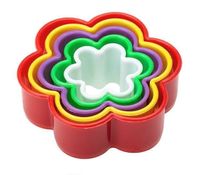 Wykrawaczki plastikowe KWIATEK kwiatuszki 5 sztuk foremki do wykrajania ciastek pierników kruchych ciasteczek