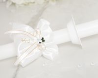 Biały stroik na świece do chrztu, komunii SS-05