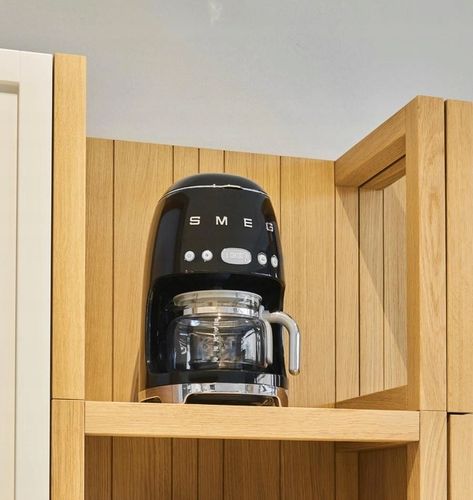 Ekspres przelewowy Smeg DCF02BLEU 1,4 l Czarny 50's Style na Arena.pl