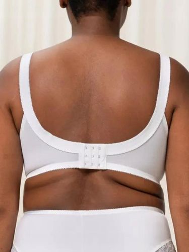 Biustonosz miękki bez fiszbin stanik wygodny biały Triumph Doreen 85D na Arena.pl