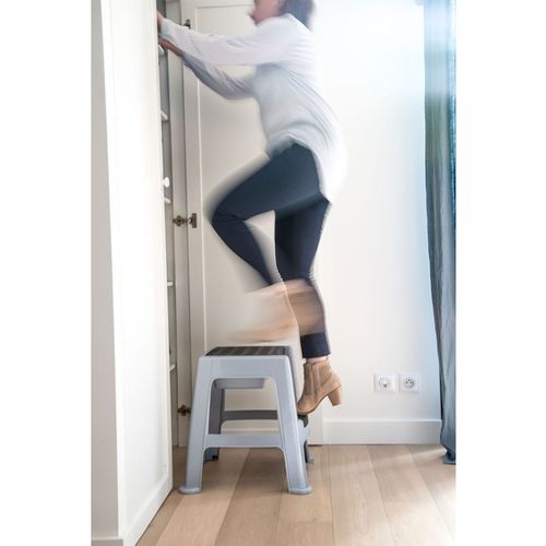 TABORET, STOŁEK, DRABINKA ZE SCHOWKIEM, LEKKI DO ŁEZIENKI, DO KUCHNI, 48CM na Arena.pl