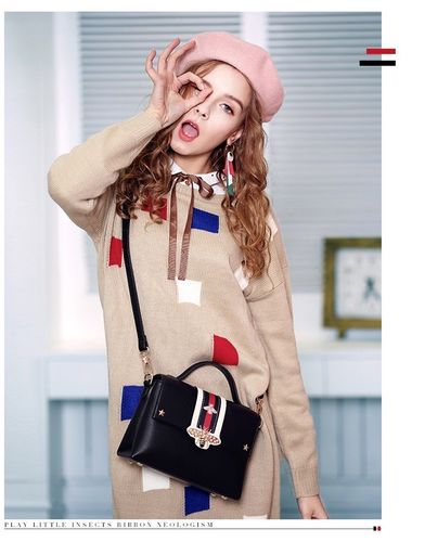 Oryginalny kuferek ecru na Arena.pl