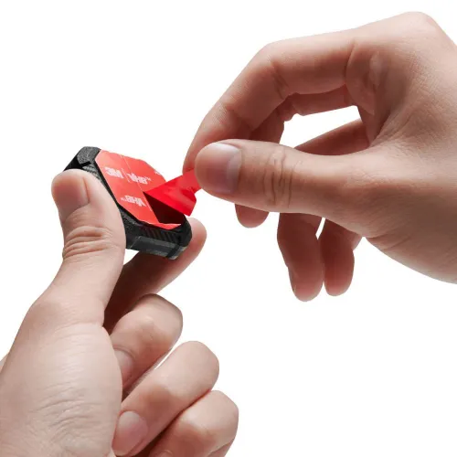 Etui Spigen Tough Armor na AirTag 1 / 2 - czarne na Arena.pl