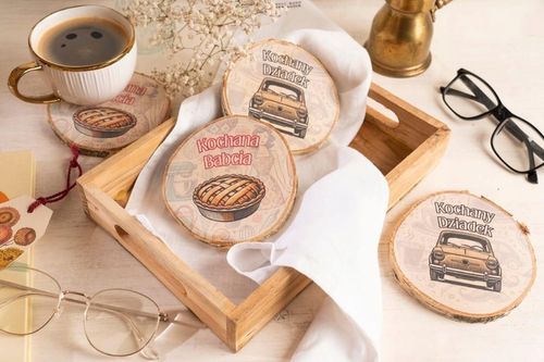 PREZENT NA DZIEŃ BABCI I DZIADKA zestaw z nadrukiem podkładki kawa herbata na Arena.pl