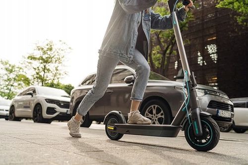 Hulajnoga Elektryczna Motus Scooty 10 Plus 2020 aplikacja zasięg 60km na Arena.pl