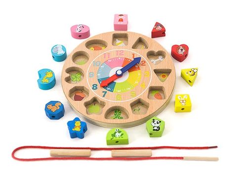 Drewniany zegar sorter na Arena.pl
