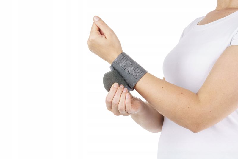 ŚCIĄGACZ OPASKA STABILIZATOR NA NADGARSTEK RĘKĘ zdjęcie 3