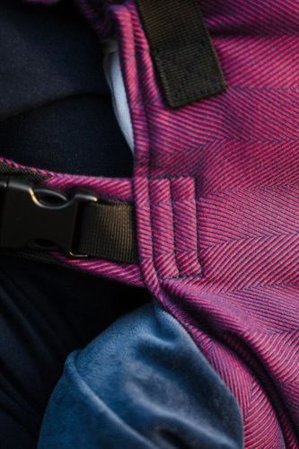 Nosidełko Kavka Multi-age Raspberry Herringbone Regulowane na Arena.pl