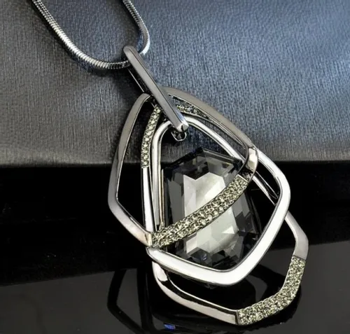 Naszyjnik DŁUGI srebrny łańcuszek kryształ GRAFIT na Arena.pl