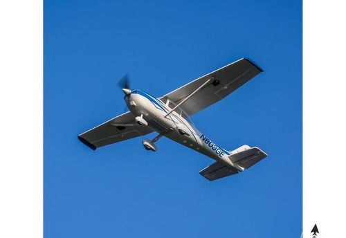 UMX Cessna 182 BNF Basic na Arena.pl