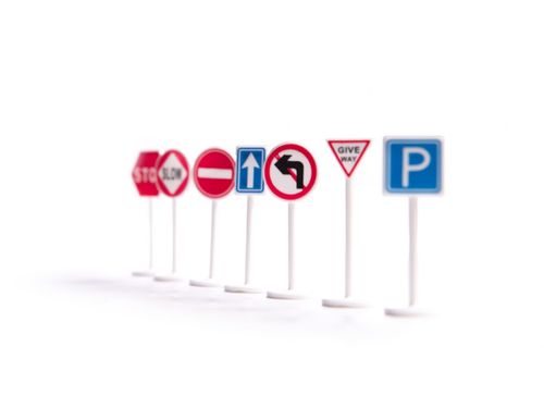 Samolot transporter z autami policja bok na Arena.pl