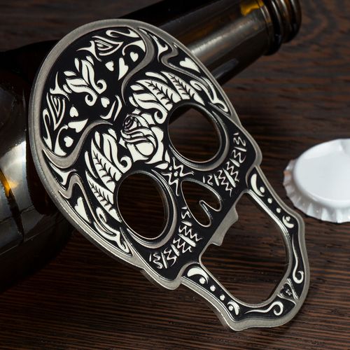 OTWIERACZ DO BUTELEK PIWA KAPSLI CZASZKA METALOWY na Arena.pl