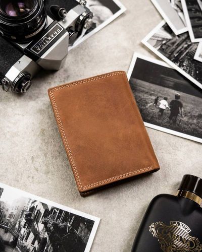 Męski portfel ze wzorem znaków zodiaku Always Wild na Arena.pl