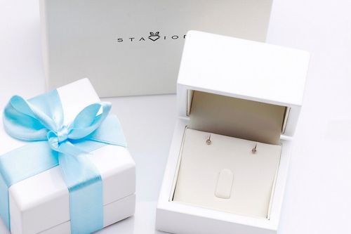 Złote kolczyki KRD2001 - Diament na Arena.pl