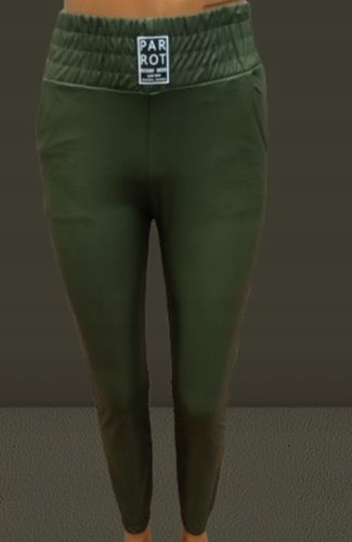 SPODNIE PARROT EKO SKÓRA WYSOKI STAN OLIWKOWE Z KIESZENIAMI M/L MIEGO na Arena.pl