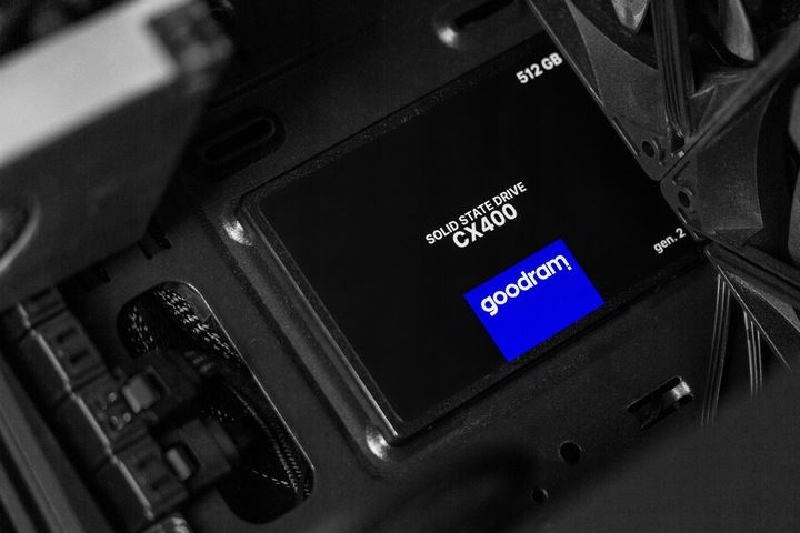 Dysk SSD GOODRAM 512GB CX400 G.2 2,5 SATA3 technologia 3D NAND Flash zdjęcie 5