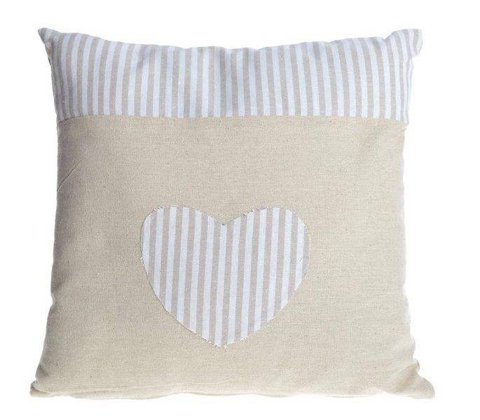 Poduszka beżowa z sercem zdjęcie 1