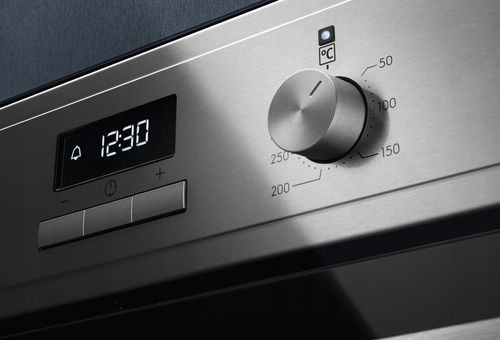 SREBRNY PIEKARNIK ELECTROLUX EOF3H40X TERMOOBIEG na Arena.pl