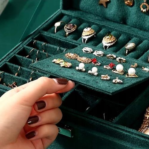 SZKATUŁKA NA BIŻUTERIĘ KUFEREK PUDEŁKO ORGANIZER ELEGANCKI POJEMNY BOX F6 na Arena.pl