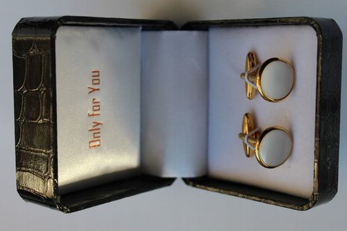 Spinki do mankietów EXC Złote z Białą Masą Perłową na Arena.pl