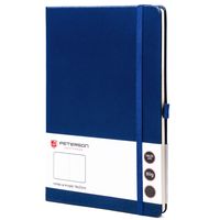 notes w formacie a5 w granatowym kolorze, wyposażony w gumkę zamykającą