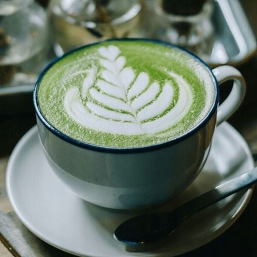 Matcha Latte Truskawkowa Japońska Zielona Herbata Instant 5 szt. MOKATE na Arena.pl