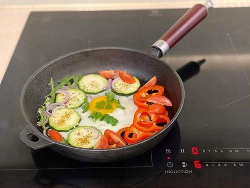 Patelnia żeliwo Ø28cm Kinghoff na Arena.pl
